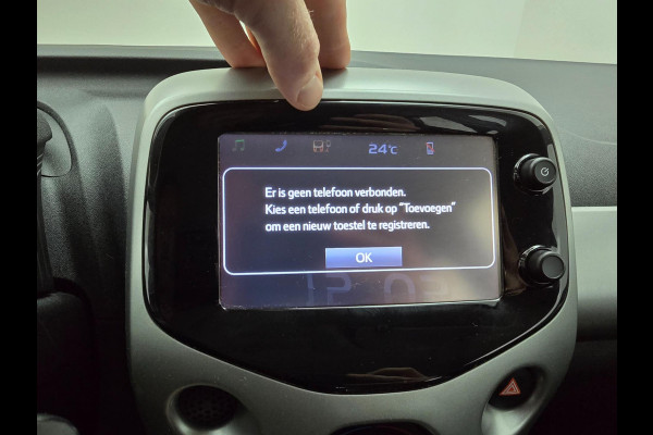 Toyota Aygo 1.0 VVT-i x-nav | Parkeercamera | Navi | Cruisecontrol | Bluetooth audio | Carlink | dealerauto