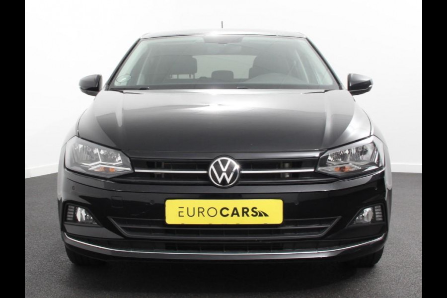 Volkswagen Polo 1.0 TSI 110pk Highline | DEMO ! | Navigatie Apple Carplay/Android Auto Parkeersensoren Stoelverwarming Ledverlichting Getinte ramen Climate Control