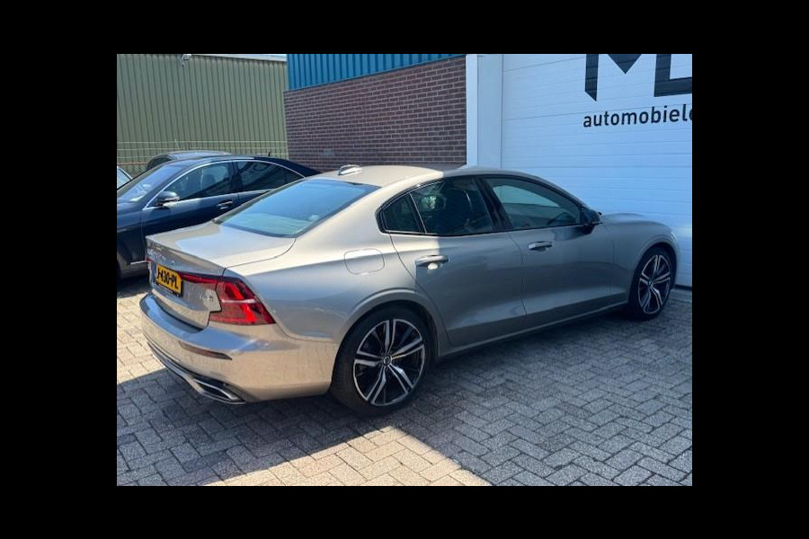 Volvo S60 2.0 Recharge T6 AWD R-Design - Dealer Onderhouden