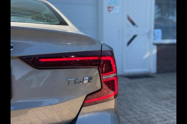 Volvo S60 2.0 Recharge T6 AWD R-Design - Dealer Onderhouden