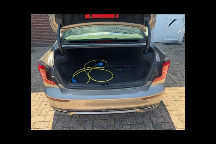 Volvo S60 2.0 Recharge T6 AWD R-Design - Dealer Onderhouden