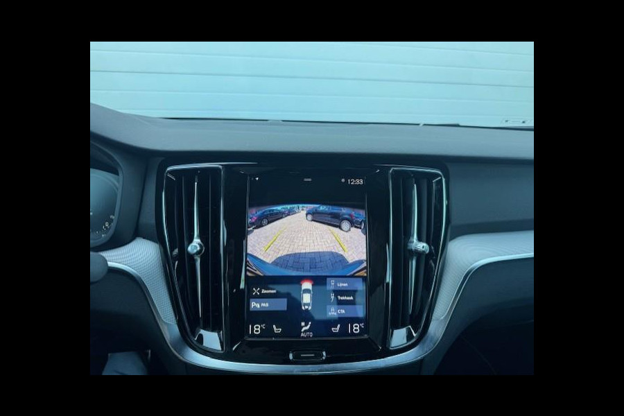 Volvo S60 2.0 Recharge T6 AWD R-Design - Dealer Onderhouden