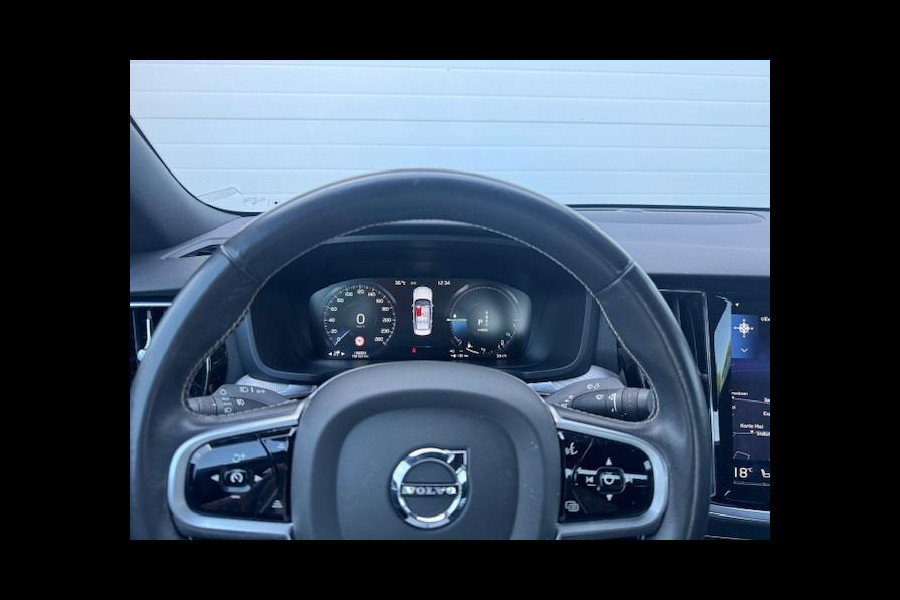 Volvo S60 2.0 Recharge T6 AWD R-Design - Dealer Onderhouden