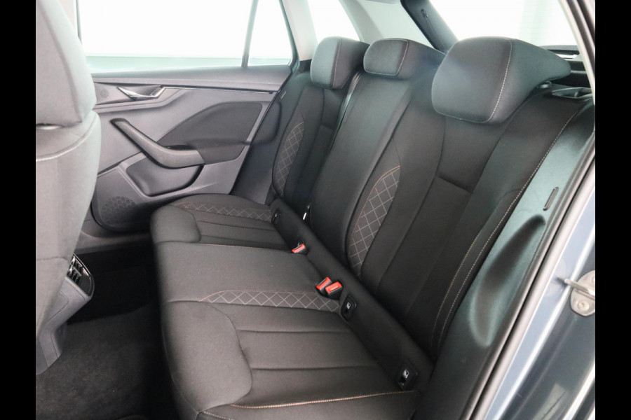 Škoda Kamiq 1.0 TSI Ambition 110 pk | Navigatie via App | Parkeersensoren achter | Cruise control | LED koplampen | Apple Carplay/Android Auto |