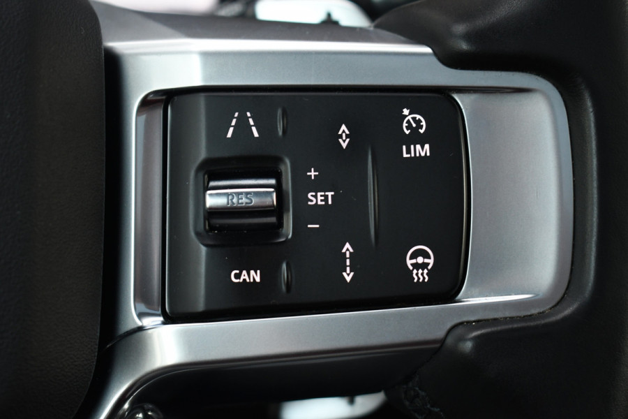 Land Rover Discovery 3.0 D300 HSE Pano Trekh HUD ACC Meridian Luchtv