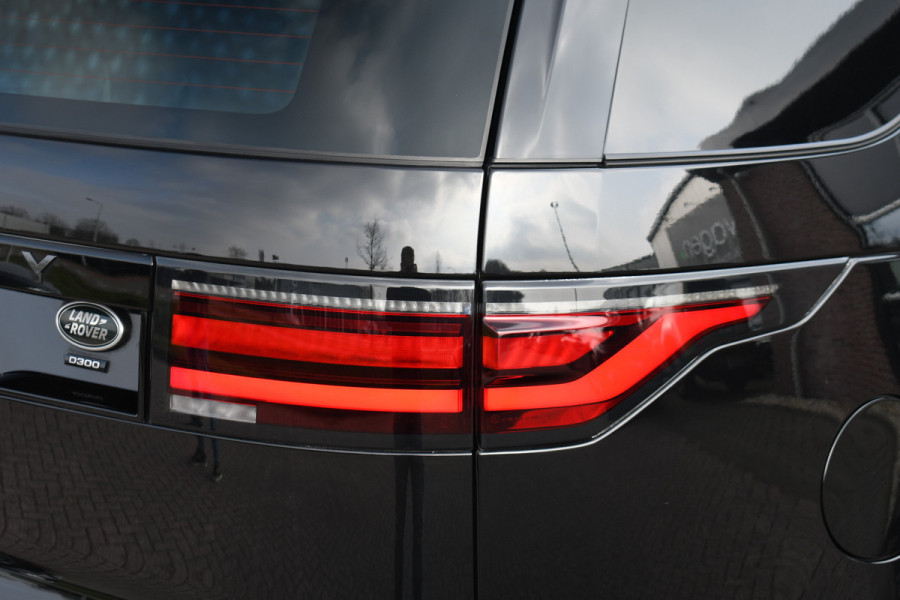 Land Rover Discovery 3.0 D300 HSE Pano Trekh HUD ACC Meridian Luchtv
