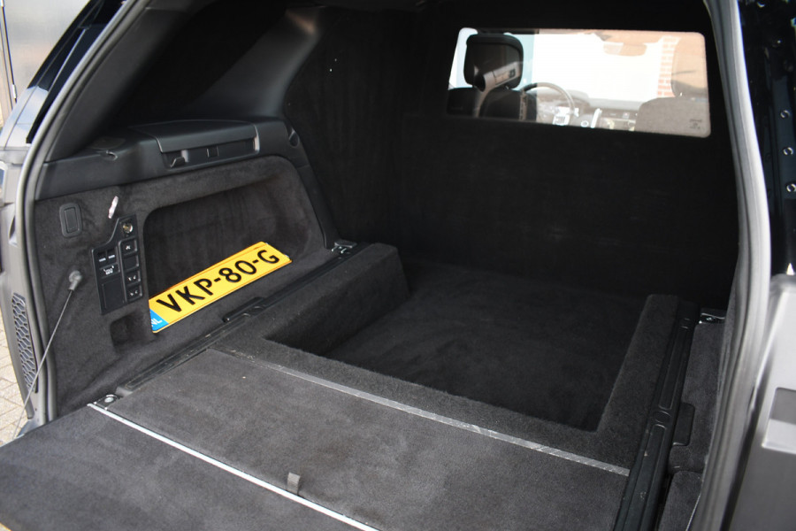 Land Rover Discovery 3.0 D300 HSE Pano Trekh HUD ACC Meridian Luchtv