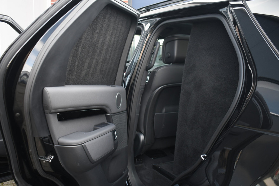Land Rover Discovery 3.0 D300 HSE Pano Trekh HUD ACC Meridian Luchtv