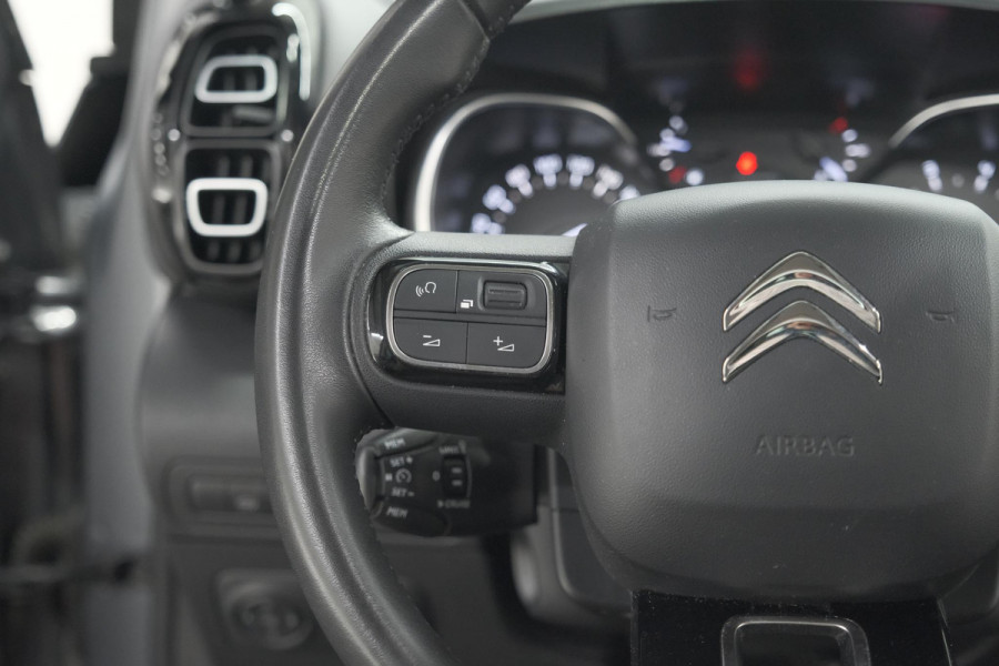 Citroën C3 Aircross PureTech 110 EAT6 Shine | Trekhaak | Panoramadak | Head-Up Display | Camera | Navigatie