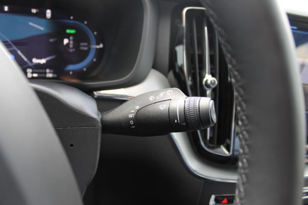Volvo XC60 T6 350PK Automaat Plug-In Plus Black Edition Panoramisch schuif-kanteldak / Bowers & Wilkins Audio / 21" lichtmetalen velgen / Head-Up Display / 360graden camera
