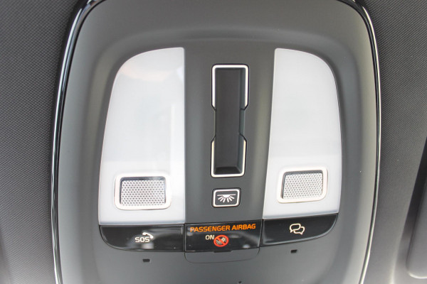 Volvo XC60 T6 350PK Automaat Plug-In Plus Black Edition Panoramisch schuif-kanteldak / Bowers & Wilkins Audio / 21" lichtmetalen velgen / Head-Up Display / 360graden camera