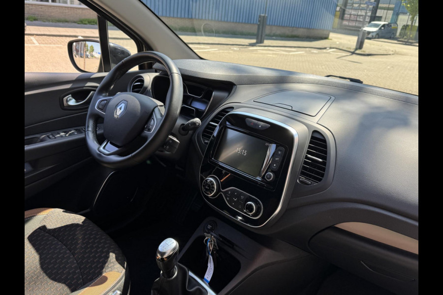 Renault Captur 0.9 TCe Intens - Navigatie I Airco I PDC I LED I Sport velgen I Dealer onderhouden