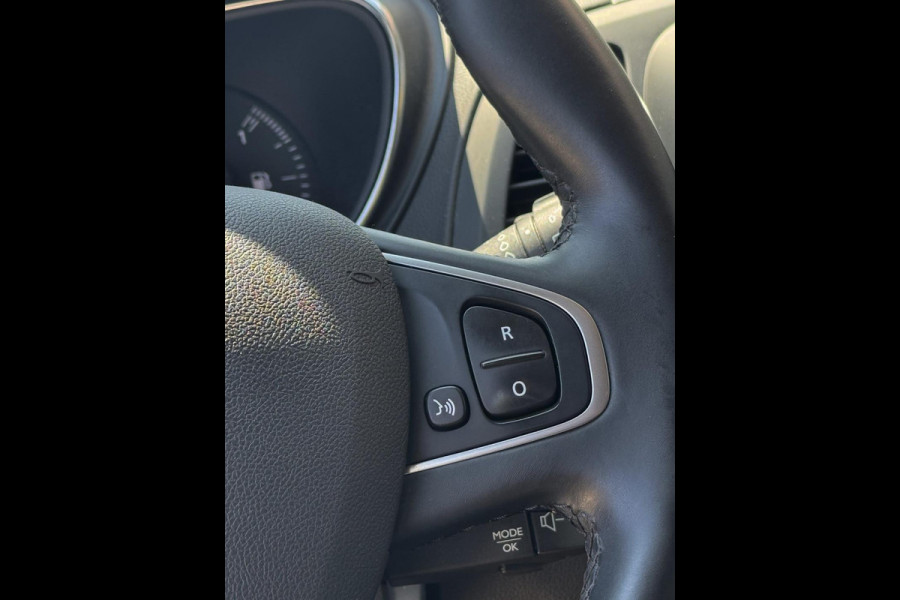 Renault Captur 0.9 TCe Intens - Navigatie I Airco I PDC I LED I Sport velgen I Dealer onderhouden