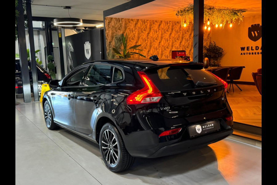 Volvo V40 2.0 T2 Momentum Garantie Camera StoelVW Cruise Clima Navi Bluetooth Led Rijklaar
