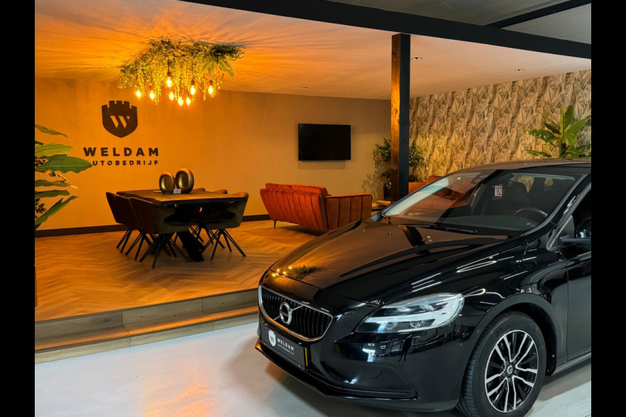Volvo V40 2.0 T2 Momentum Garantie Camera StoelVW Cruise Clima Navi Bluetooth Led Rijklaar