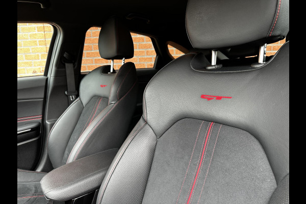 Kia ProCeed 1.6 T-GDi 204pk Automaat GT Kia ProCeed 1.6 T-GDi GT Navigatie Climate Control Electrisch bediendbare achterklep Adaptive Cruise Control Camera Dab Keyless start