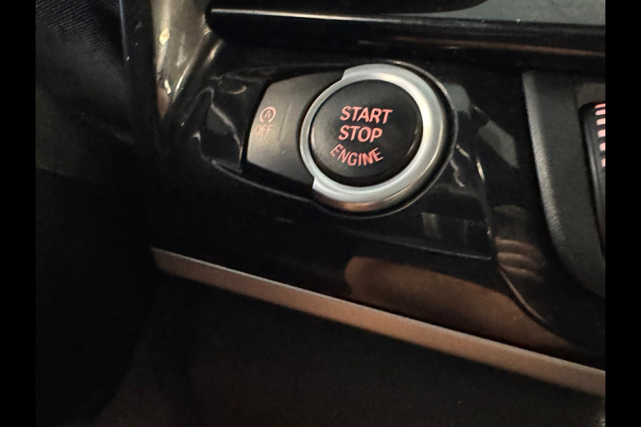 BMW X5 X5M AUT. PANORAMADAK CAMERA LEDER HEAD-UP STOELVERWARMING PDC CRUISE AIRCO MEMORY KEYLESS-GO