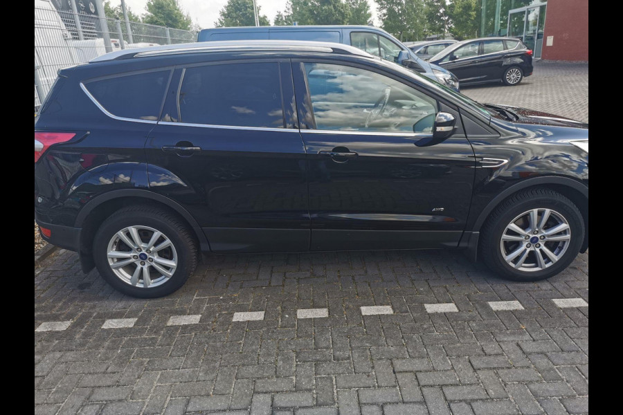 Ford Kuga 1.5 EcoBoost 182 PK Titanium 4WD Automaat | Trekhaak | Winterpack | Navigatie | Camera | Climate Control | Cruise Control | PDC V + A