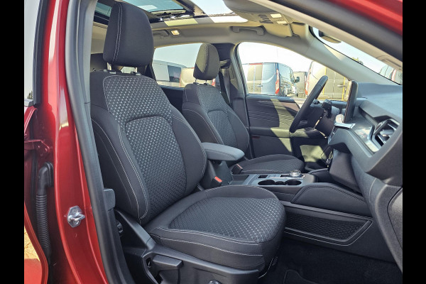 Ford Kuga 2.5 PHEV Titanium Nieuw model!| Panoramadak | Adaptive cruise control | Winter Pack | 2.100 kg trekgewicht