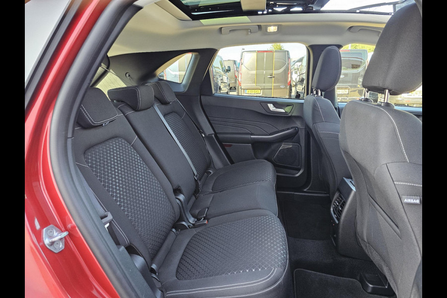 Ford Kuga 2.5 PHEV Titanium Nieuw model!| Panoramadak | Adaptive cruise control | Winter Pack | 2.100 kg trekgewicht