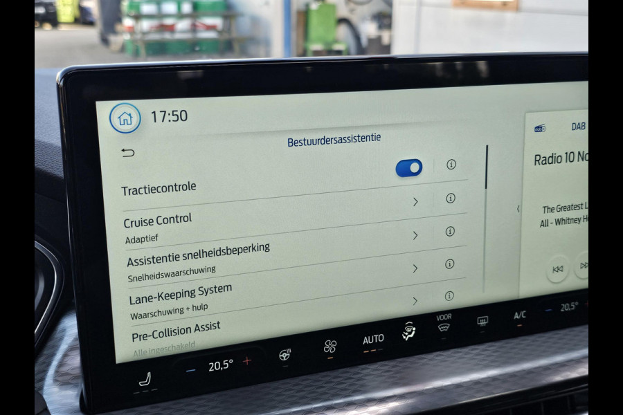 Ford Kuga 2.5 PHEV Titanium Nieuw model!| Panoramadak | Adaptive cruise control | Winter Pack | 2.100 kg trekgewicht