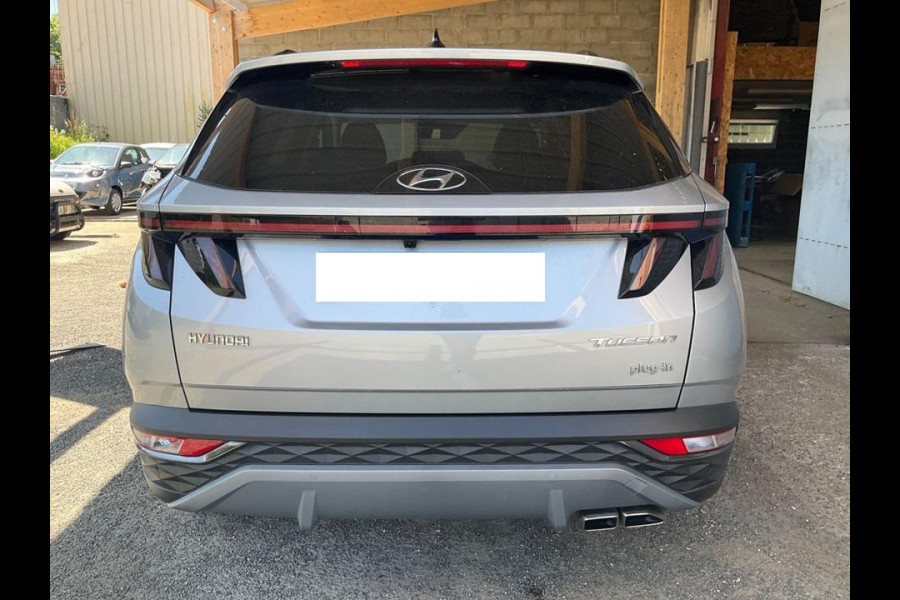 Hyundai Tucson 1.6 T-GDI PHEV Premium Sky 4WD Panoramadak | 4WD | Stoelverwarming | Stoelventilatie | Lederen bekleding |