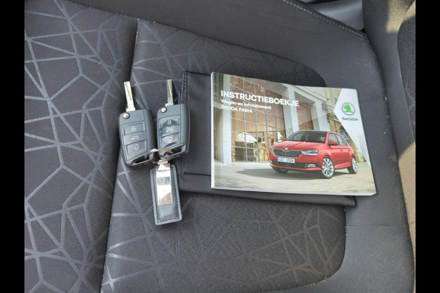 Škoda Fabia Combi 1.0 TSI Clever NL AUTO | ECC | STOELVERWARMING