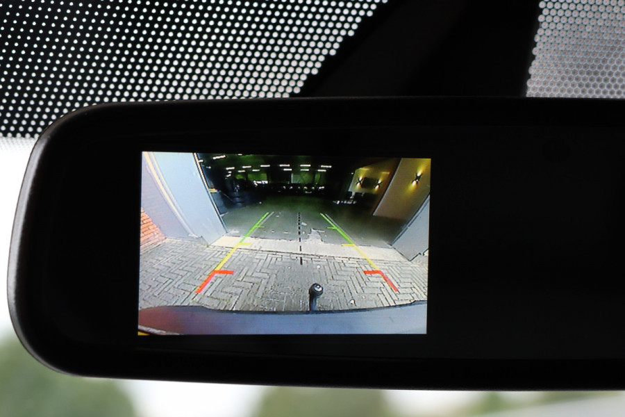 Ford Transit Connect 1.5 EcoBlue L2 | Camera | 3-Zitter | Trekhaak | Airco | PDC | Dealer onderhouden | Nieuwe APK | Onderhoudsbeurt