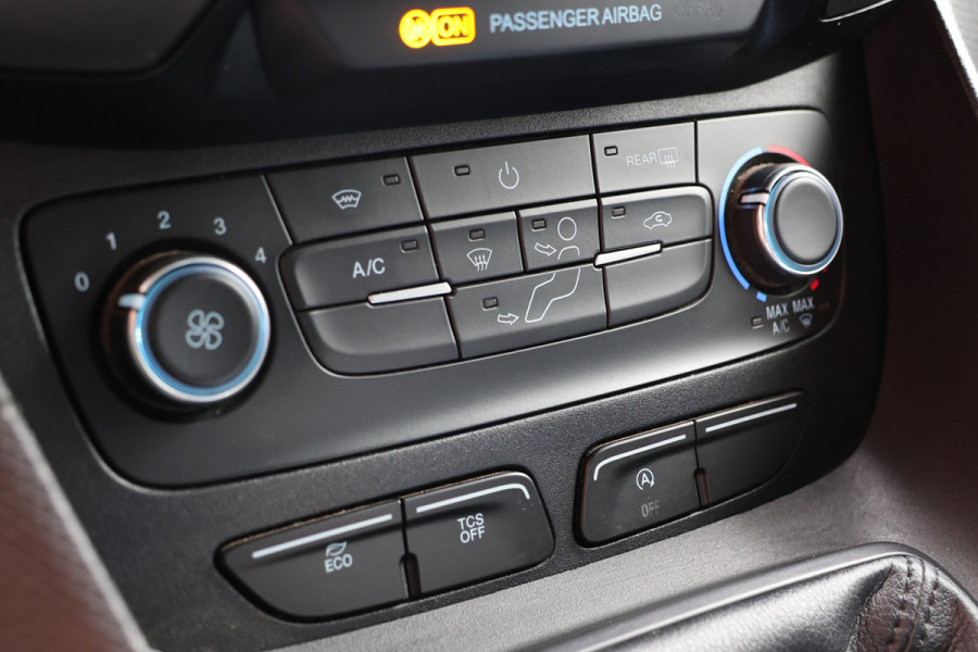 Ford Transit Connect 1.5 EcoBlue L2 | Camera | 3-Zitter | Trekhaak | Airco | PDC | Dealer onderhouden | Nieuwe APK | Onderhoudsbeurt
