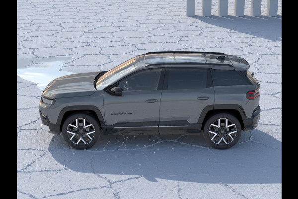 Jeep Compass First Edition 74 kWh | Adapt. Cruise | Camera | Carplay | 20" | Elektr. A-Klep | Navi | Winter Pack | Schuif/Kanteldak | Premium Pack | Warmtepomp