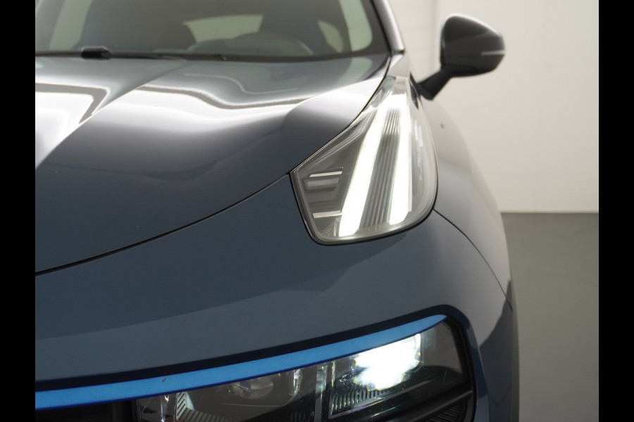 Lynk & Co 01 1.5 PHEV AUT-7 261pk Pano-Schuif-K-dak 20" 360°Camera Apple Carplay Android Auto Adaptive-Cr NaviPdc-a+v Ecc Keyless Led M-BuxPl Elek.Memory.Stoel File assistent Dodehoek detector Elektrisch bedienbare achterklep Rijstrooksensor Wifi Verkeersbord detectie 425Nm koppel 3,7kw laadvermogen A-label Euro 6 Hybride Benzine / Elektrisch rijden tot ca 69km  1800kg trekvermogen