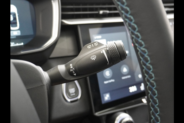 Lynk & Co 01 1.5 PHEV AUT-7 261pk Pano-Schuif-K-dak 20" 360°Camera Apple Carplay Android Auto Adaptive-Cr NaviPdc-a+v Ecc Keyless Led M-BuxPl Elek.Memory.Stoel File assistent Dodehoek detector Elektrisch bedienbare achterklep Rijstrooksensor Wifi Verkeersbord detectie 425Nm koppel 3,7kw laadvermogen A-label Euro 6 Hybride Benzine / Elektrisch rijden tot ca 69km  1800kg trekvermogen