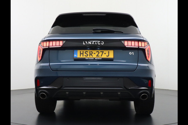 Lynk & Co 01 1.5 PHEV AUT-7 261pk Pano-Schuif-K-dak 20" 360°Camera Apple Carplay Android Auto Adaptive-Cr NaviPdc-a+v Ecc Keyless Led M-BuxPl Elek.Memory.Stoel File assistent Dodehoek detector Elektrisch bedienbare achterklep Rijstrooksensor Wifi Verkeersbord detectie 425Nm koppel 3,7kw laadvermogen A-label Euro 6 Hybride Benzine / Elektrisch rijden tot ca 69km  1800kg trekvermogen
