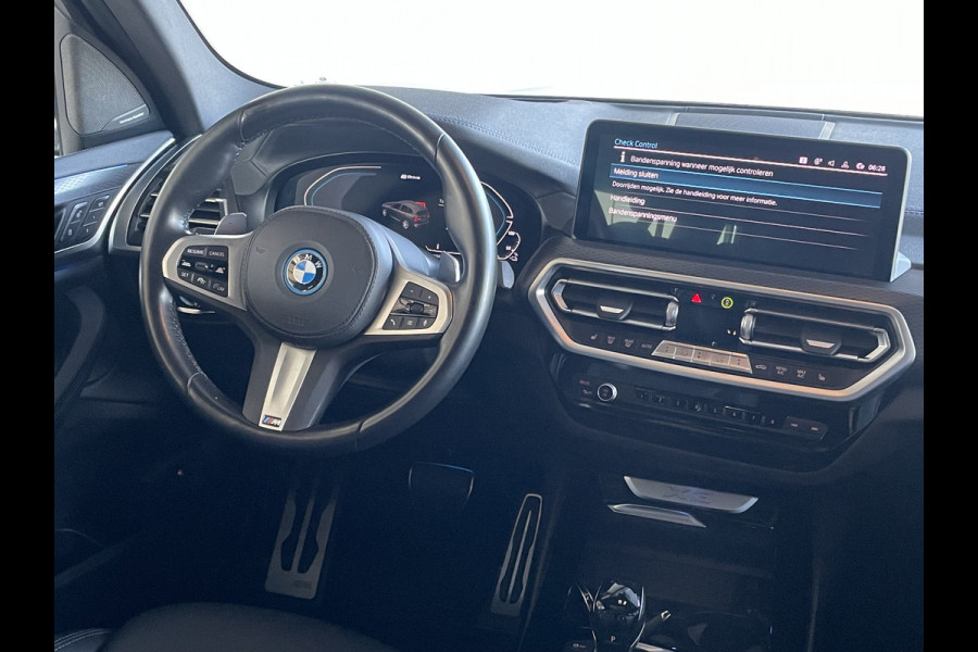 BMW X3 xDrive30e High Executive M Sport Panorama Dak