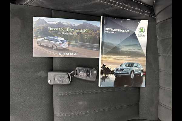 Škoda Karoq 1.5 TSI ACT Business Edition Aut. *PANO | 1/2LEATHER | FULL-LED | NAVI-FULLMAP | KEYLESS | COMFORT-SEATS | CAMERA | DAB+ | ECC | PDC | CRUISE | 18''ALU | TOWBAR*