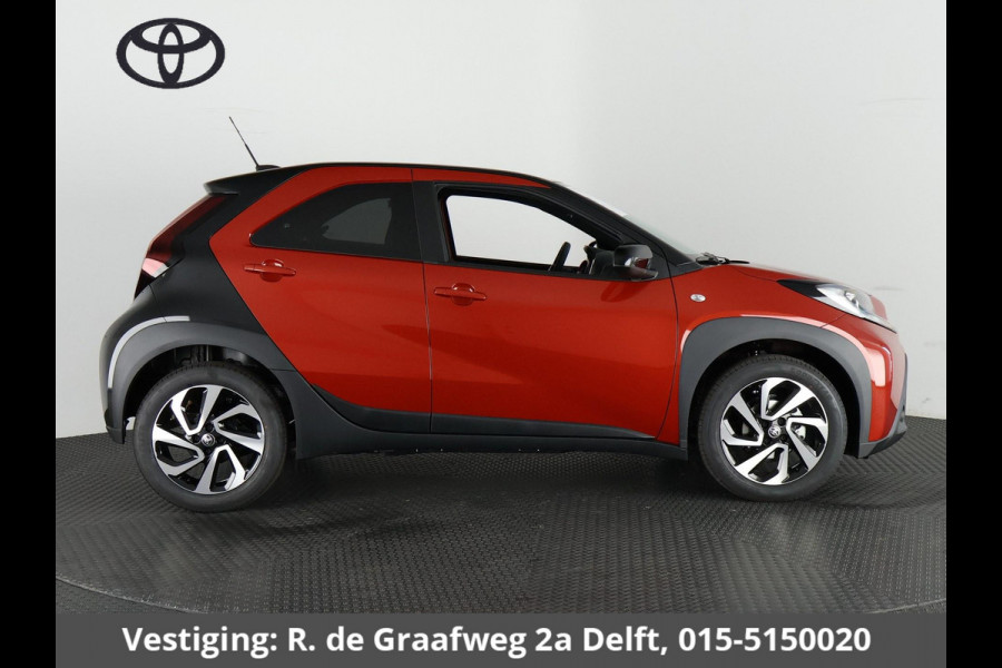 Toyota Aygo X 1.0 VVT-i S-CVT Pulse | Stoelverwarming | Adaptief Cruise Control | Achteruitrij Camera |