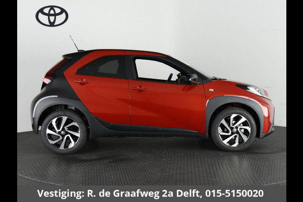 Toyota Aygo X 1.0 VVT-i S-CVT Pulse | Stoelverwarming | Adaptief Cruise Control | Achteruitrij Camera |