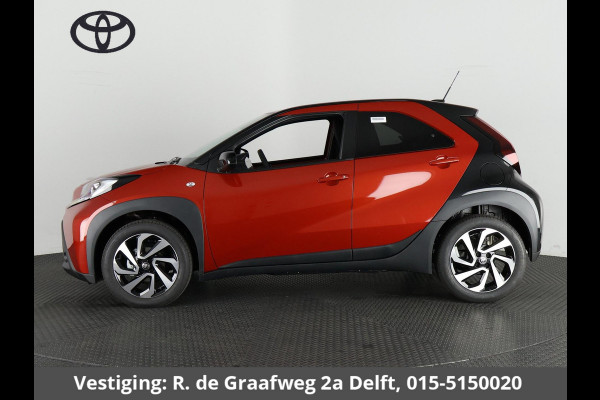 Toyota Aygo X 1.0 VVT-i S-CVT Pulse | Stoelverwarming | Adaptief Cruise Control | Achteruitrij Camera |