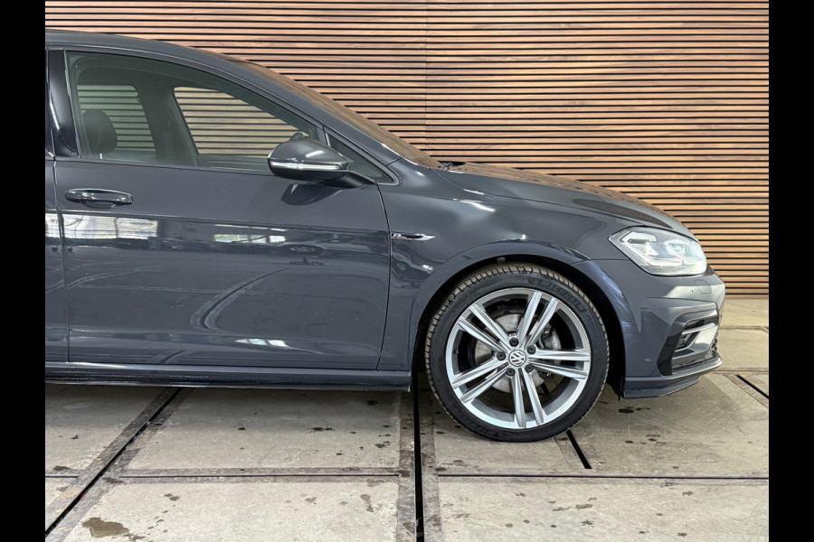 Volkswagen Golf 1.5 TSI Highline Business R LEDER / PANO / LED / CAMERA/ NAVI/ 18INCH / CLIMATE / STOELVERWARMING / BOMVOLLE GOLF!
