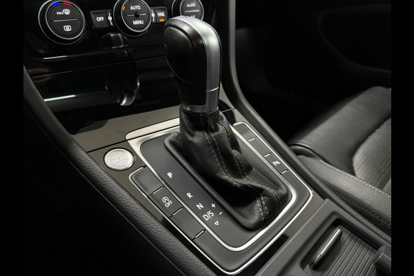 Volkswagen Golf 1.5 TSI Highline Business R LEDER / PANO / LED / CAMERA/ NAVI/ 18INCH / CLIMATE / STOELVERWARMING / BOMVOLLE GOLF!