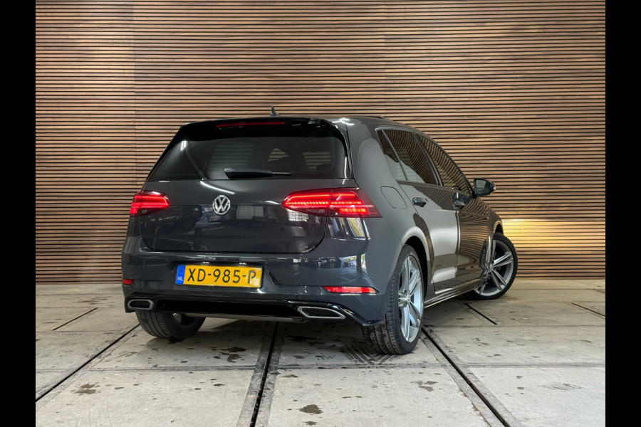 Volkswagen Golf 1.5 TSI Highline Business R LEDER / PANO / LED / CAMERA/ NAVI/ 18INCH / CLIMATE / STOELVERWARMING / BOMVOLLE GOLF!