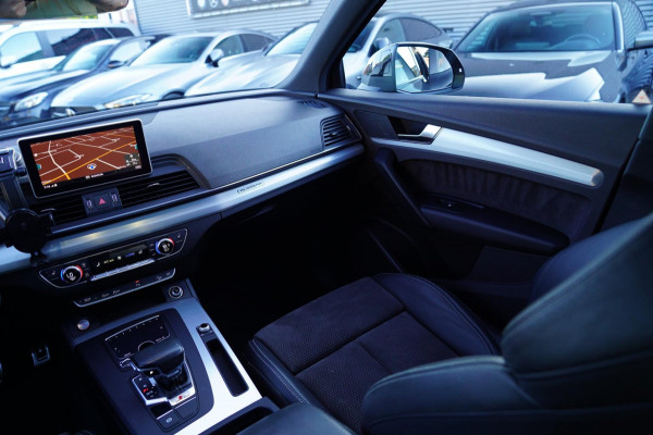 Audi Q5 3.0 TFSI SQ5 Quattro ProLine Plus | Panorama | LED | Sportsound | Climatronic | Stoelverwarming | Adaptieve cruise Control