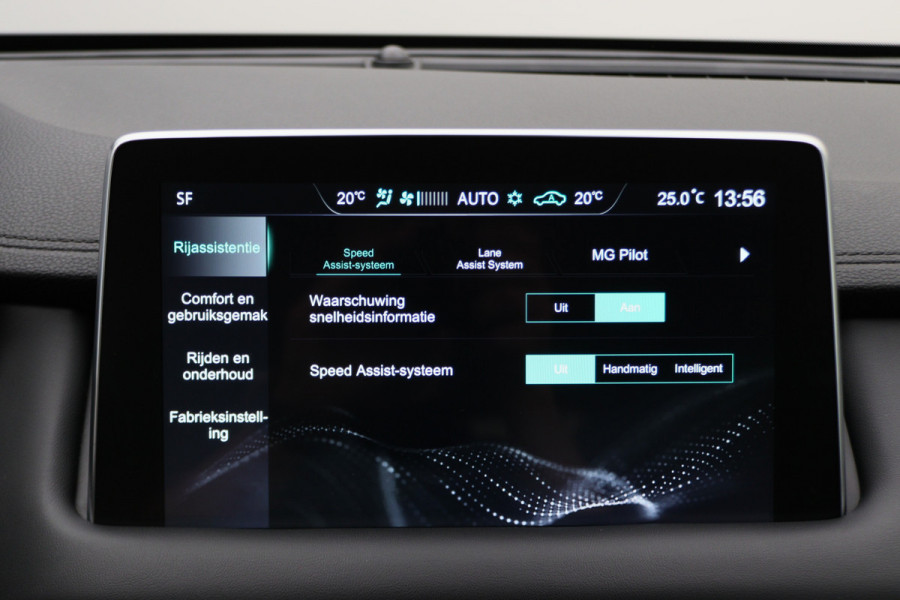 MG EHS 1.5 TGDI Comfort Leer, ACC, Camera, Apple Carplay, Keyless, PDC, 18"
