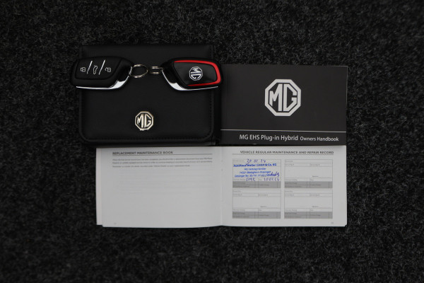 MG EHS 1.5 TGDI Comfort Leer, ACC, Camera, Apple Carplay, Keyless, PDC, 18"