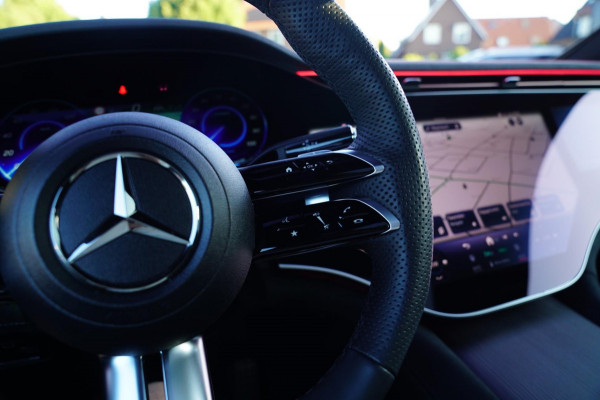 Mercedes-Benz EQE SUV 500 4Matic AMG Line 91 kWh | Panorama | Trekhaak | Dual View | 360 cam | Adaptieve Cruise | HuD | LED | NAP