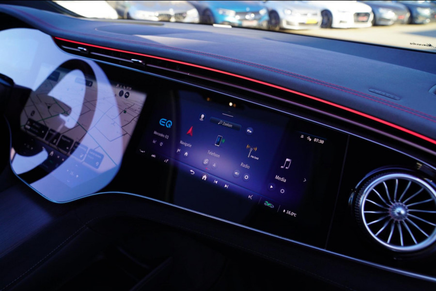 Mercedes-Benz EQE SUV 500 4Matic AMG Line 91 kWh | Panorama | Trekhaak | Dual View | 360 cam | Adaptieve Cruise | HuD | LED | NAP