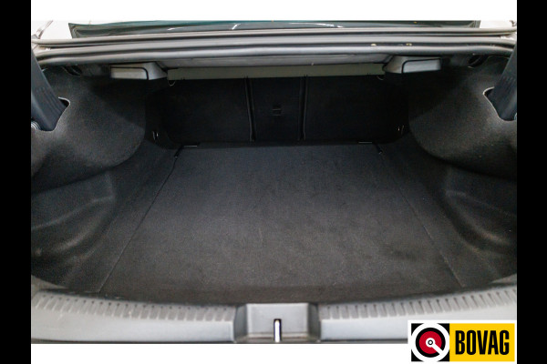 Mercedes-Benz CLA-Klasse 200 COUPE Business 164 PK | Leer | Apple carplay, Android auto | Camera | Led | Zwarte hemel | Climate control, PDC V+A