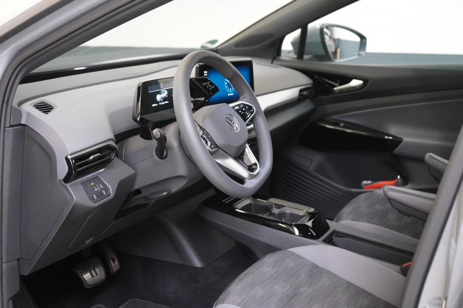 Volkswagen ID.4 Pro 77 kWh | Trekhaak | Adaptive Cruise | Lm velgen | Parkeersensoren