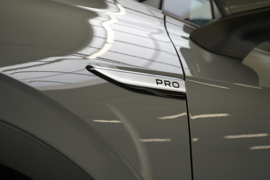 Volkswagen ID.4 Pro 77 kWh | Trekhaak | Adaptive Cruise | Lm velgen | Parkeersensoren