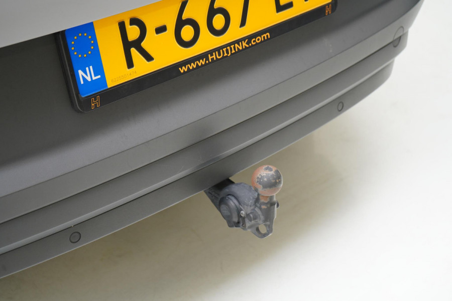 Volkswagen ID.4 Pro 77 kWh | Trekhaak | Adaptive Cruise | Lm velgen | Parkeersensoren